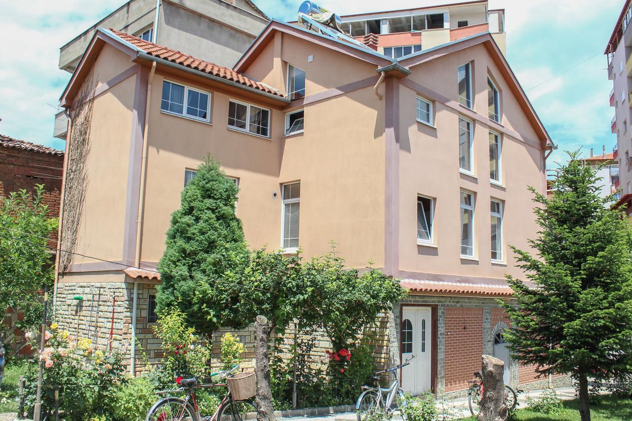 Vila Topciu Pogradec Eksteriør billede